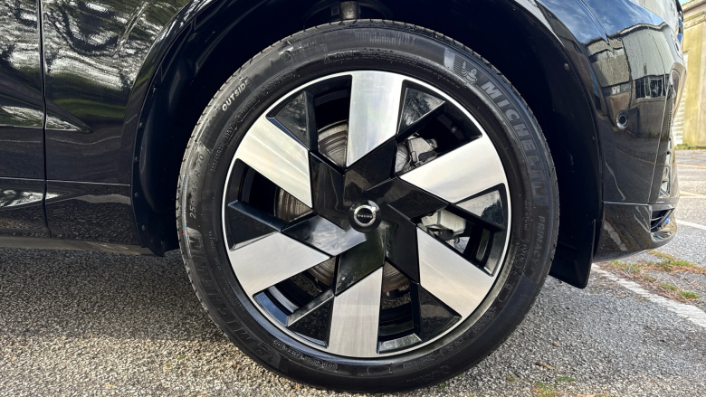 Volvo XC60 2.0 T8 [455] PHEV Ultra Dark 5dr AWD Geartronic Estate